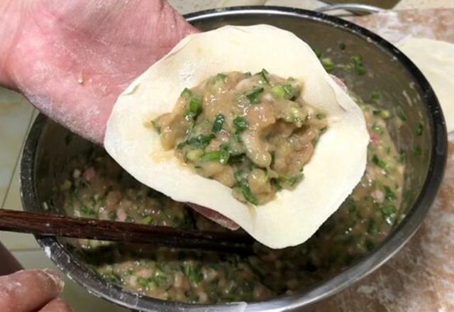 各种饺子馅的做法，各种饺子馅的做法大全图片（分享16种饺子馅调法）