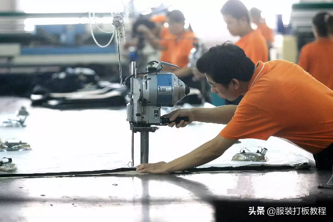 服装厂加工(大型服装加工厂)