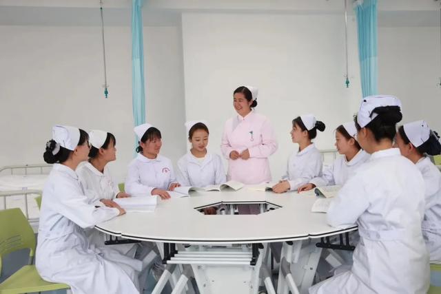 甘肃卫生职业学院，2022甘肃卫生职业学院在青海录取分数线及招生计划（甘肃卫生职业学院临床护理学院各专业介绍来啦）