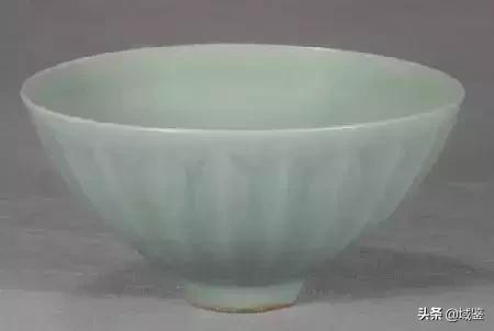 白瓷起源于什么时候的瓷器，瓷器釉彩的品种及其起源