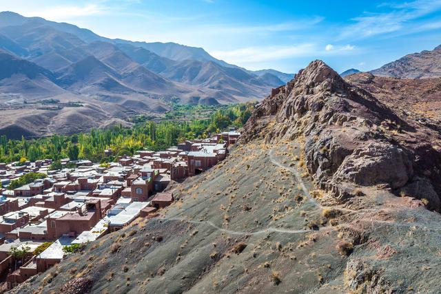 中东属于哪个洲，中东是哪个洲的（谁的综合实力最强）