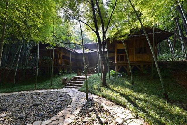 丑女要嫁诸葛亮，诸葛亮为何娶丑女黄月英为妻（诸葛亮为什么要娶丑女黄月英为妻）