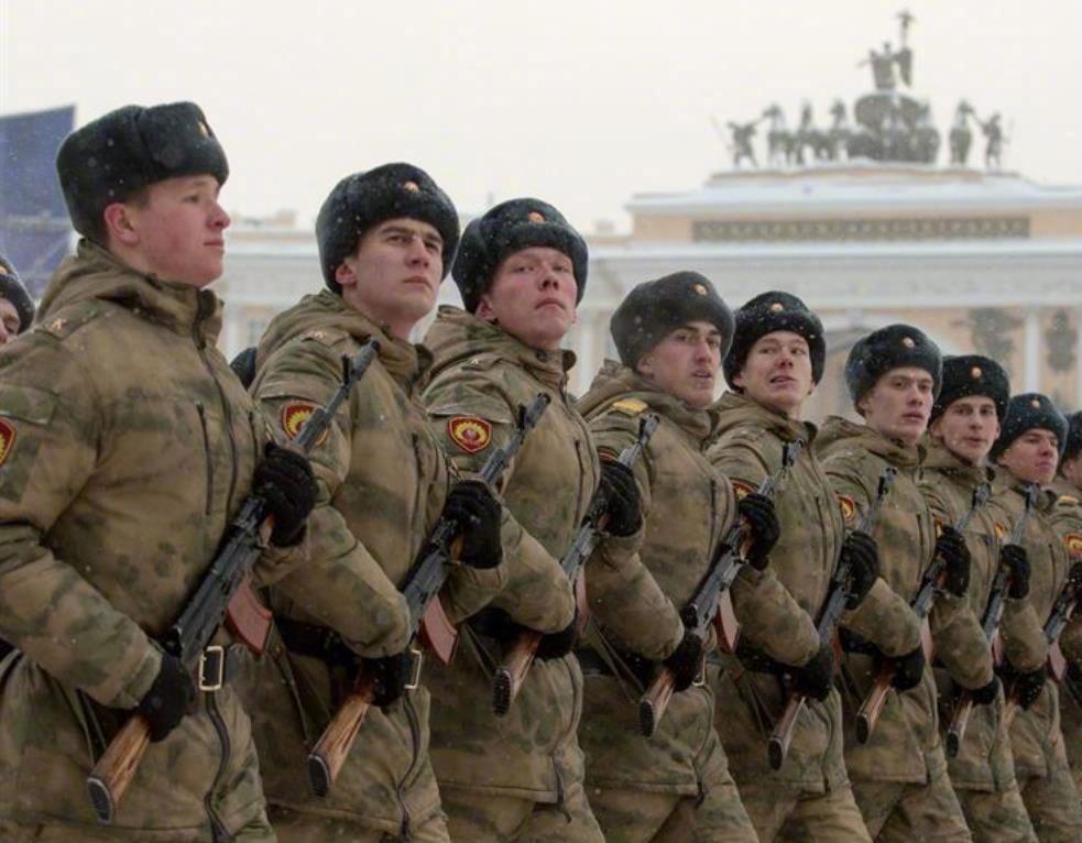 单片机 飞机 俄军已严重落后时代：无人机像儿童玩具，精锐炮兵手工作业！