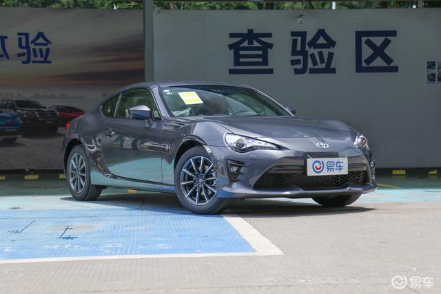 盾牌是什么车，盾牌形状的车标大全（一个开着看起来像富豪）