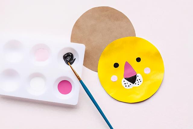 折纸礼物袋制作方法，手工折纸礼袋（天天都用的塑料袋还有这么多玩法）