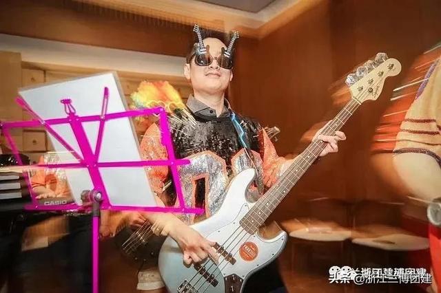 团建项目有哪些，在宿舍的团建项目有哪些（最适合秋天的五大团建项目）