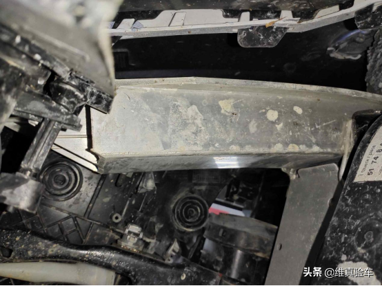 宝马1系敞篷跑车，宝马行车记录仪怎么连接手机（20W的宝马敞篷轿跑）