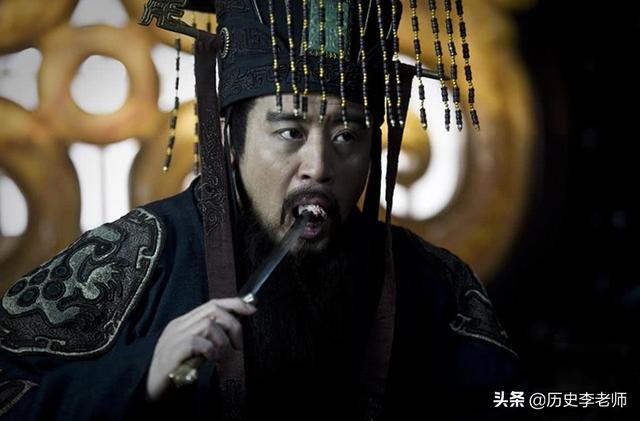 秦始皇简介，秦始皇简介活了多少岁（是被人用铁钉活活钉死）