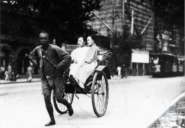 骆驼祥子黄包车简笔画，骆驼祥子拉车简笔画怎么画（漫话：黄包车）