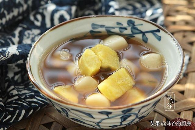 糯米酒怎么做甜汤，糯米酒甜汤的家常做法（冬日驱寒养胃的一碗甜汤）