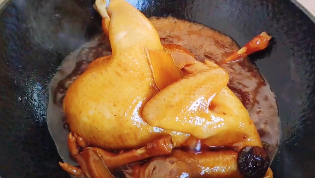 图片[6]-【酱油鸡】做法步骤图 整只鸡丢进锅里 全家人抢着吃-起舞食谱网