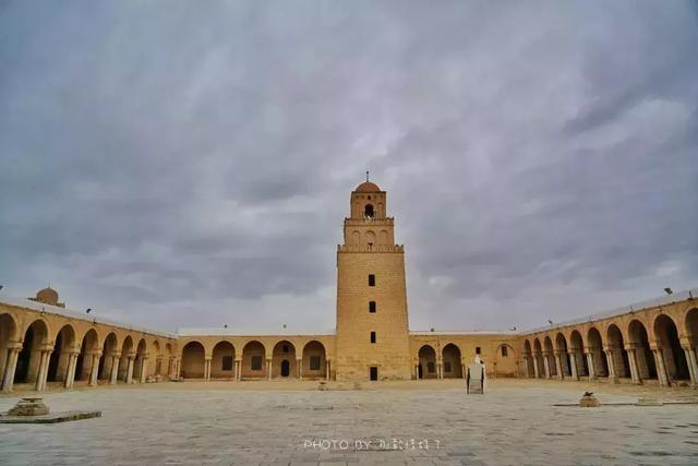 洗大净的顺序图解，洗大净的顺序（它是世界上第二大清真寺）