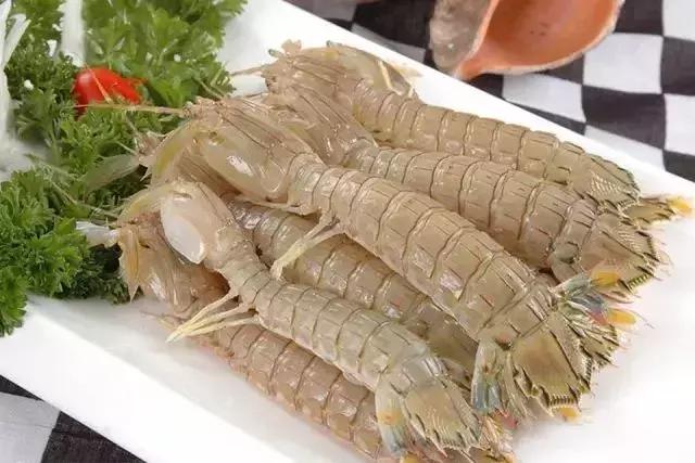 请问清炸小扒皮鱼的做法，炸小剥皮鱼的做法大全（今后再也不怕不认识海鲜了）