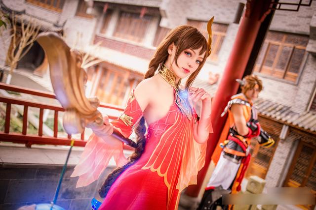 王者大乔动漫图片，大乔的动漫图片（三组不错的国产游戏《王者荣耀》角色“大乔”COSPLAY作品欣赏）