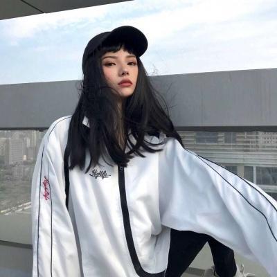 欲权少女通缉犯.网名，欲权少女通缉犯.微信昵称（特殊的七个字网名个性十足-可爱点）