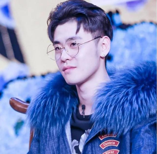 德云女孩的网名，德云社相声演员，微信头像（张云雷成名后和同门不和）