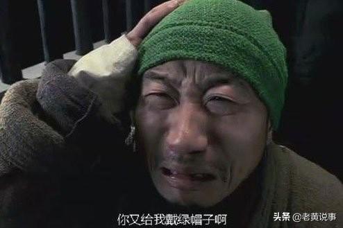 紫色系‖卑微的喜欢，却有飞蛾扑火的力量，紫色系给人的感觉（关公的头巾为什么是绿色的图片）