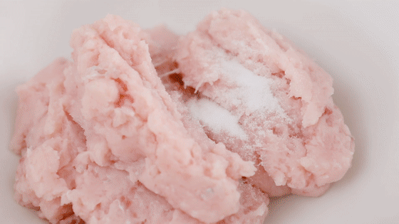 什么鱼适合做鱼丸，做鱼丸用什么鱼好（制作鱼丸一般宜选用蛋白质含量高）