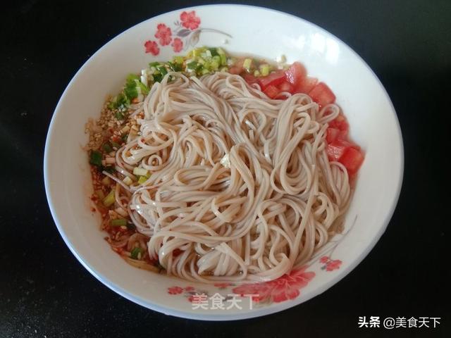 西红柿有几种吃法那种最科学，西红柿吃法有多少种（西红柿的几种做法）