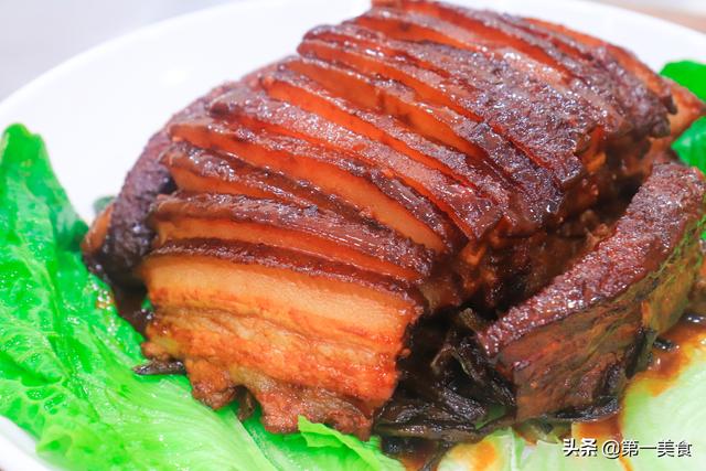 扣碗排骨的做法，排骨扣碗的家常做法（这才是扣肉的地道做法）