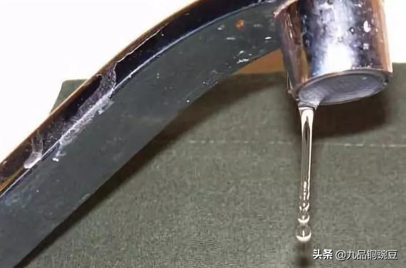 铜会生锈吗，纯铜、不锈钢卫浴五金也生锈（不锈钢为啥会生锈）