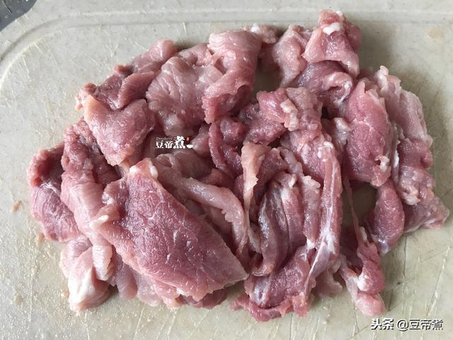 菌菇汤之鲜香菇肉片汤，肉片菌菇汤的做法大全（冬天进补多吃山珍之王）