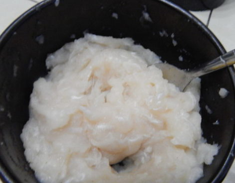 鱼豆腐怎样制作，鱼豆腐怎么制成的（教你在家自制鱼豆腐）