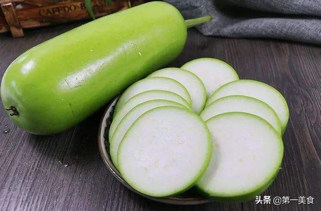 瓠子怎么做好吃，瓠子怎么做好吃视频（厨师长分享肉末瓠子的做法）