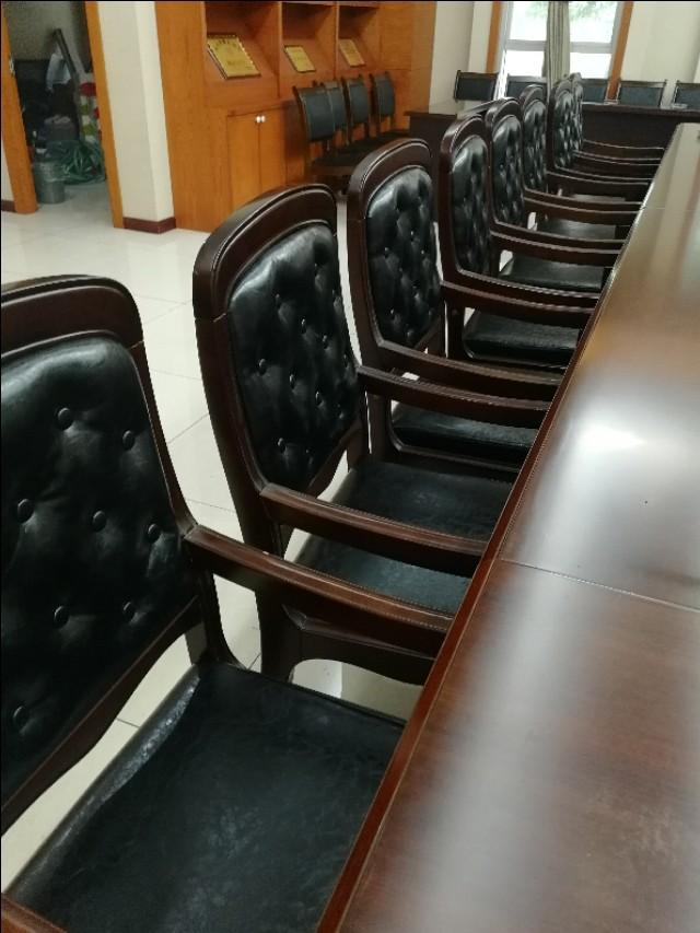 仿皮沙发掉皮怎么修复 仿皮沙发怎么护理保养，仿皮沙发掉皮怎么修复（那么皮沙发椅子掉皮了怎么办）