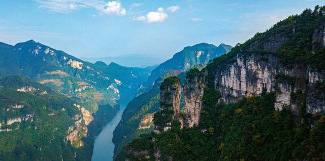 乌江道上古诗李白，乌江道上古诗李白没铁（乌江道上古诗李白赏析）