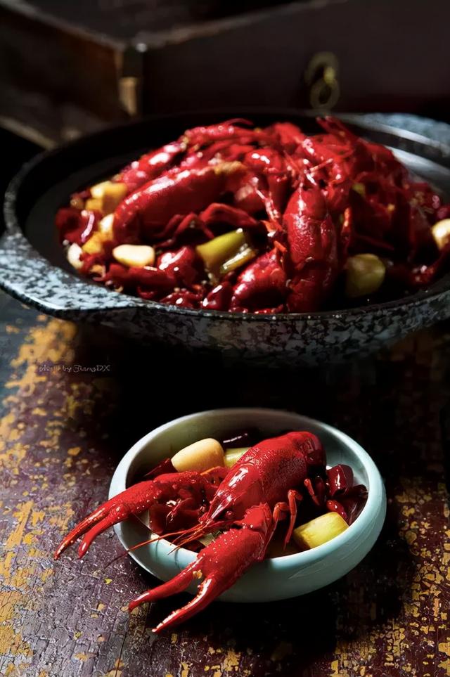 葱烧海参三种家常做法分享，葱烧海参的做法最正宗的做法（国家葱油地理：葱油）