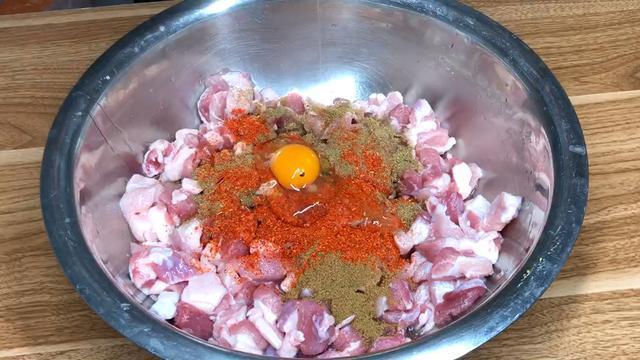 猪肉串的腌制方法，猪肉串的腌制方法又嫩（配方做法详细告诉你）