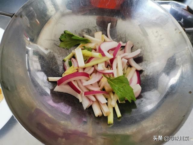 鱼杂是什么，鱼杂是什么季节吃的（餐馆厨房被扔掉的鱼内脏）