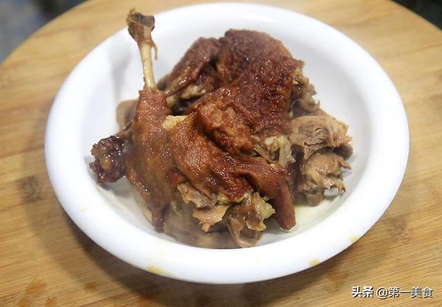 鸭子怎么做好吃，鸭蛋怎么做好吃又营养丰富（厨师长教你一招）