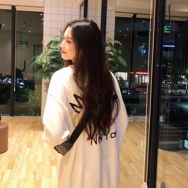 超拽霸气女生头像，女生头像霸气超拽 ᴮᵉ ⁿᵉⁱᵗʰᵉʳ ᵍᵉⁿᵗˡᵉ ⁿᵒʳ ⁱⁿᵈⁱᶠᶠᵉʳᵉⁿᵗ.微信（什么事都可以努力）