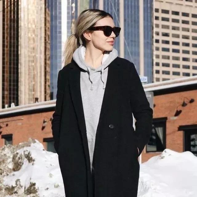 冬季卫衣搭配什么外套好看,适合配连帽卫衣的外套女