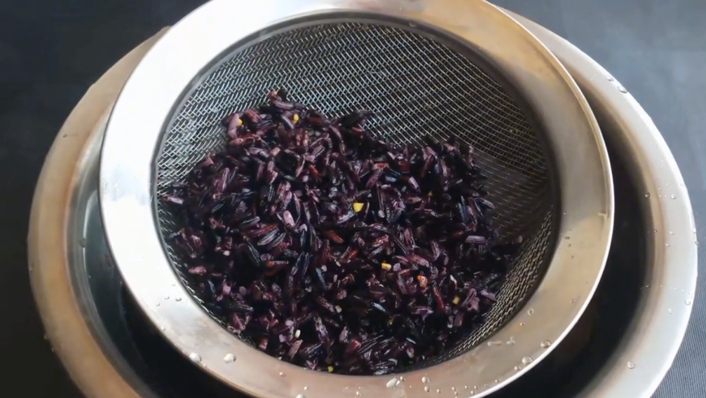 圖片[4]-【黑芝麻黑豆紅棗粥】做法步驟圖 可以多喝烏發養發粥 營養又-起舞食譜網