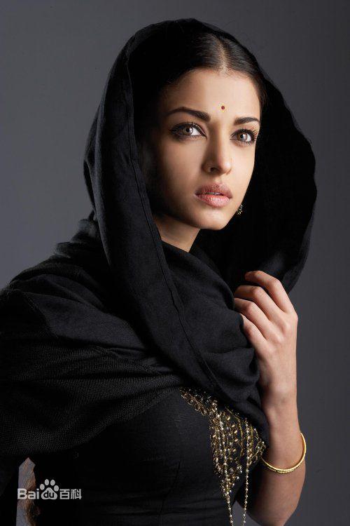 艾西瓦婭·雷(aishwaryarai)1973年11月1日出生於印度,印度頭號女影星