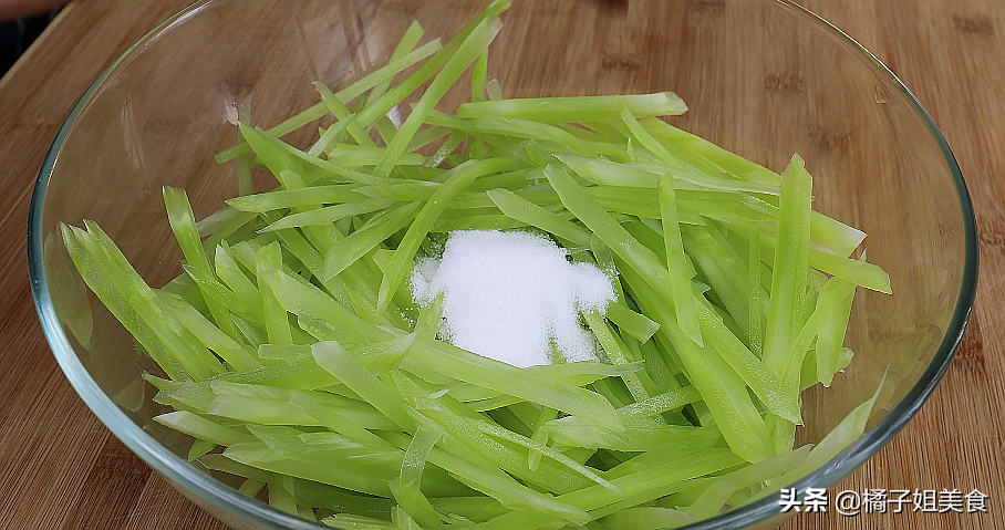 圖片[3]-【涼拌萵筍絲】做法步驟圖 脆嫩爽口 無青氣-起舞食譜網