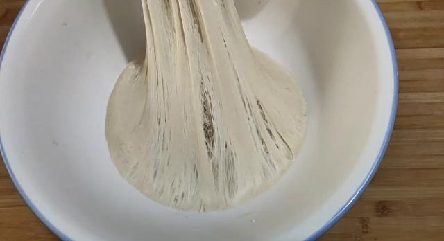 如何发面烙馅饼，馅香喧软放三天也不会硬