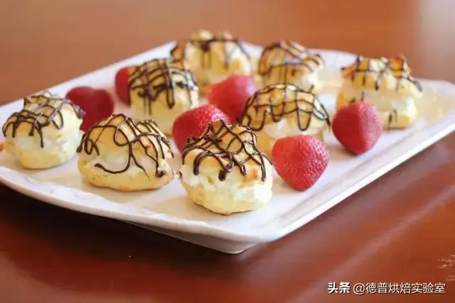 泡芙皮的做法是什么，酥皮泡芙的做法（想做出酥脆的泡芙）