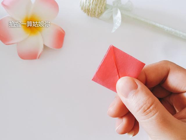 狐狸折纸步骤图，如何做一只小狐狸手工折纸（《儿童折纸图解》六步学会折纸——小狐狸）