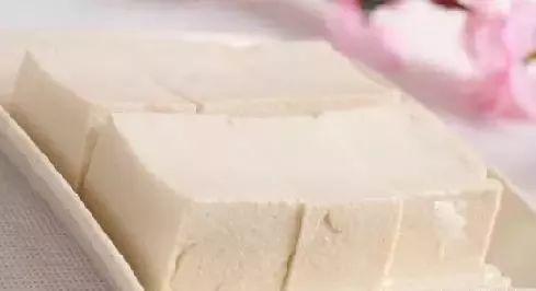 海水豆腐怎么制作，海水豆腐制作全过程（王哥庄海水豆腐：嫩滑不苦涩）