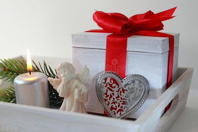 糖衣炮弹什么意思，甜言蜜语糖衣炮弹什么意思（感情里男人玩玩而已）