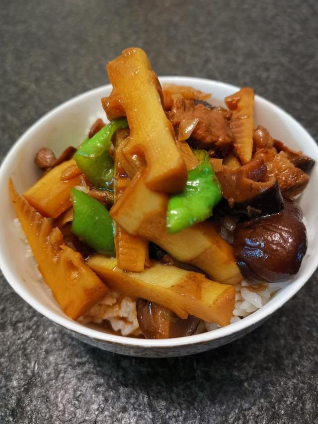 竹笋的做法，竹笋的做法大全家常做法视频（竹笋的家常做法）