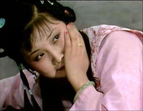 贾宝玉的人物形象分析，贾宝玉人物形象分析（《红楼梦》贾宝玉形象深度解读——“天下无能第一”是怎么炼成的）