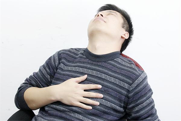 脉搏90是不是太快，脉搏90正常吗（每分钟心跳60次和跳90次）