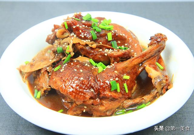 鸭子怎么做好吃，鸭蛋怎么做好吃又营养丰富（厨师长教你一招）