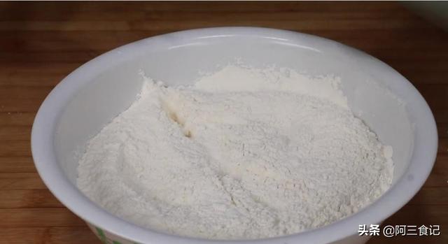 怎样烙春饼才既软又好吃，这两步万万不能省