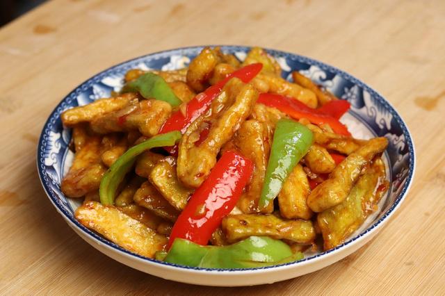 茄子怎么做才好吃，茄子怎么做的好吃（茄子这样做实在太香了）